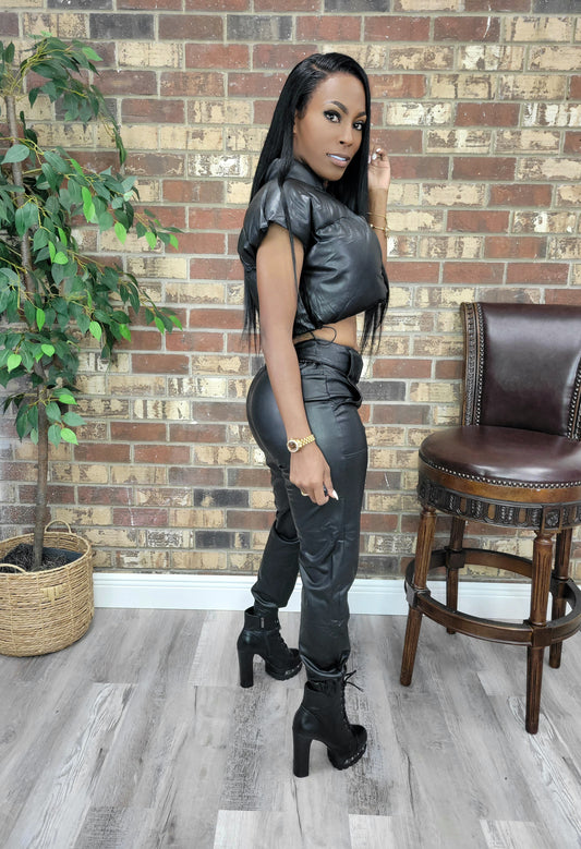 Cold Nights Vest (Black) - Laine Collection