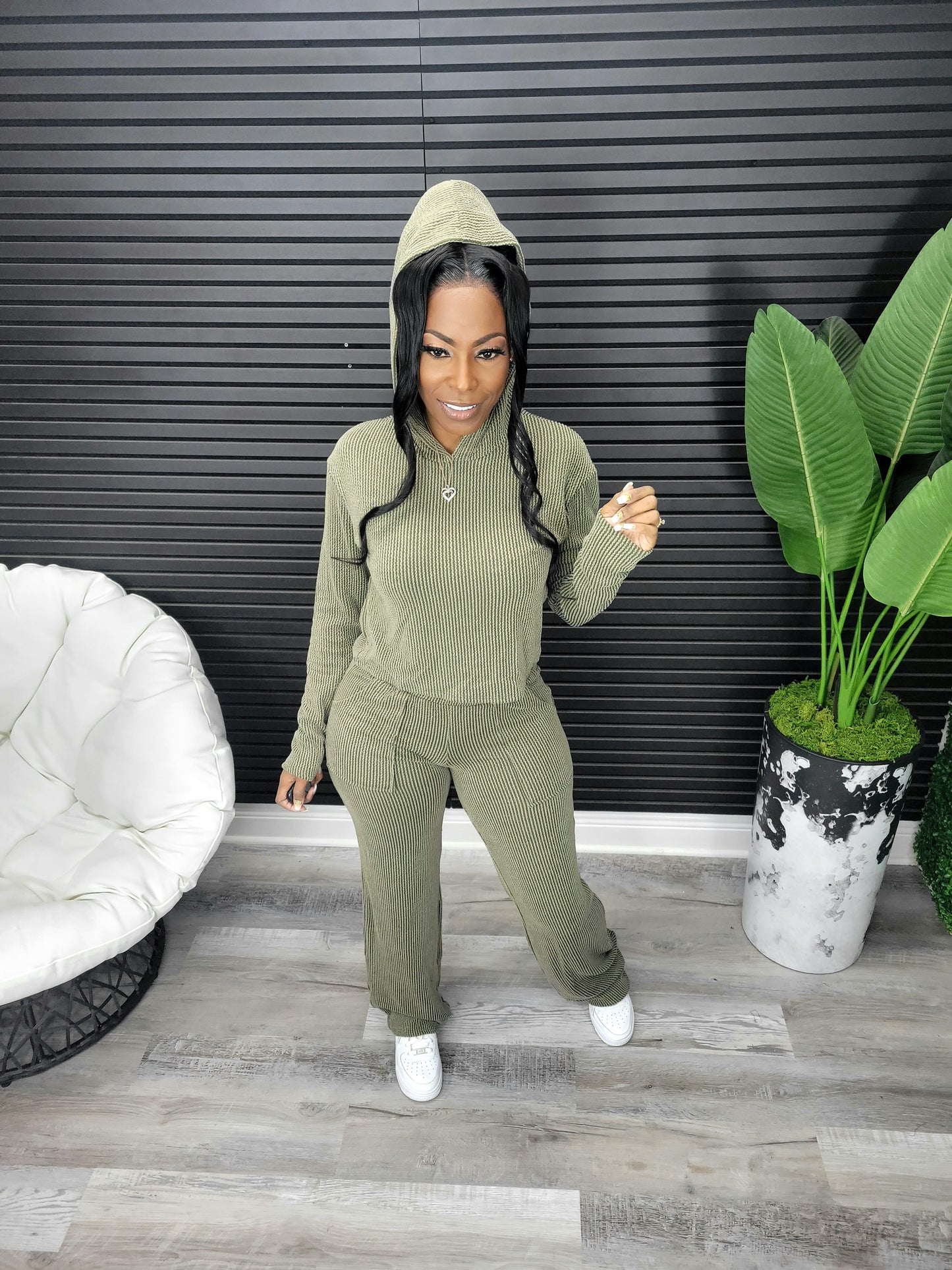 On The Run Pants Set (Olive) - Laine Collection