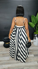 Splendid Stripe Maxi Dress(Black) - Laine Collection