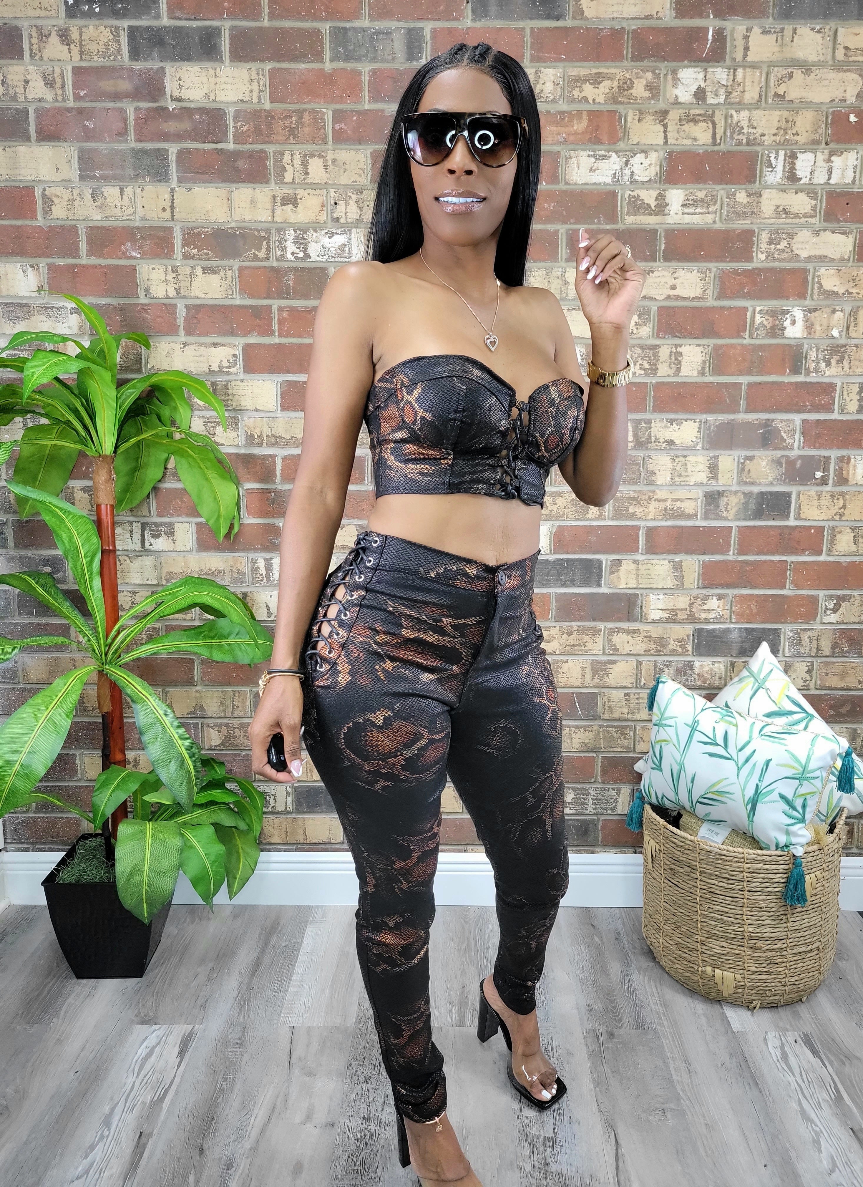 Sizzlin' Snake Top