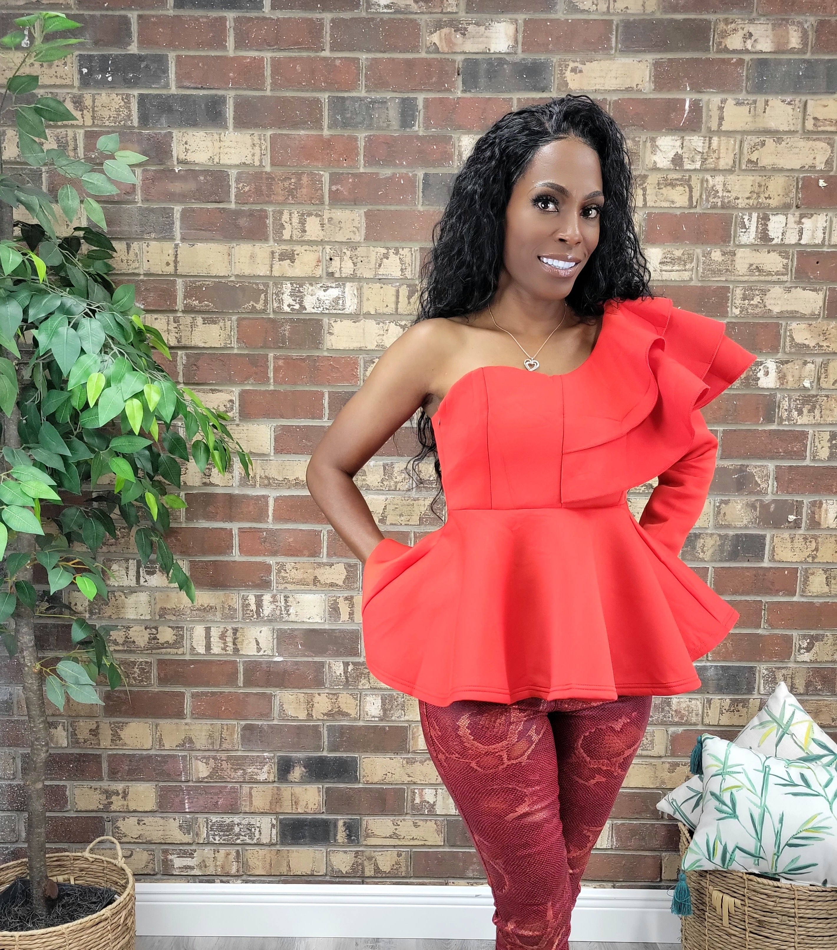 Snob One Shoulder Top